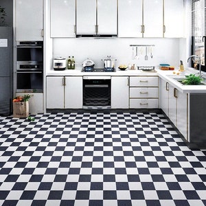 Checkered floor tile -  España