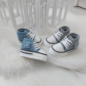 Newborn Baby Gift, Baby Announcement Gift, Crochet Baby Booties, Handmade Baby Boy and Girl Shoes,Baby Converse,Baby Sneakers