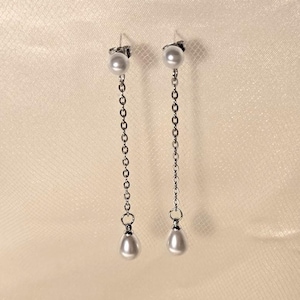 Teardrop Perle Ohrringe, Perle Tropfen Ohrringe, Zierliche baumeln Perle Ohrringe, Braut Ohrringe, Brautjungfer Ohrringe, Hochzeit Ohrringe