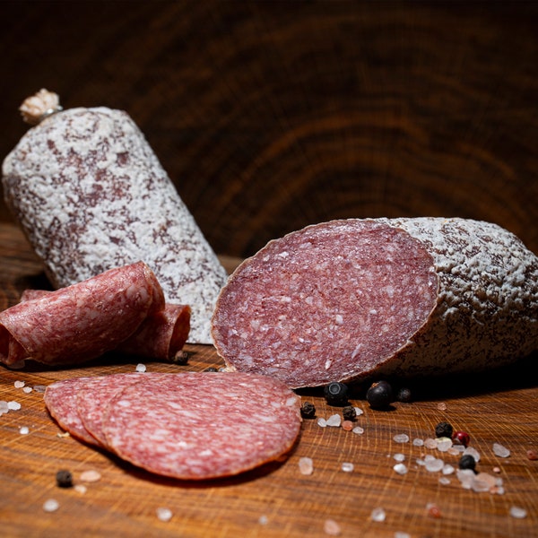 Mangalitzasalami, klein | ungarische Salami | ungarische Wurst Spezialität | eigene Produktion | hungary food | Mangalitza | 310 g