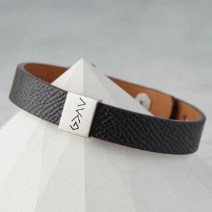 God Is Greater Than Highs And Lows Bracelet For Men, Custom Christian Gifts for Men Teens Boys, Encouraging Bible Verse Gift, Religious Gift