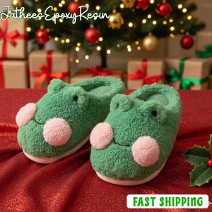 Pantuflas de rana, bonitas zapatillas de casa de animales verdes, un acogedor regalo de invierno para parejas.