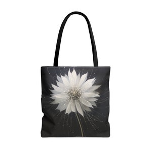 WINTER FLOWER TOTE, White Flower Tote Bag, Wildflower Tote, Boho Tote Bag, Wildflower Market Bag, Wildflower Purse