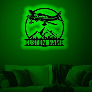 Benutzerdefinierte Flugzeug Holz Wand Kunst Rgb LED-Licht, benutzerdefinierte Pilot Neon Name Zeichen Dekor, personalisierte Flugzeug Licht Namensschild Wanddekor