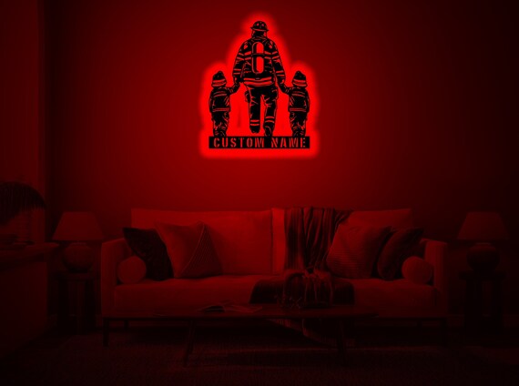 Insegna LED in legno personalizzata con nome padre e figlio dei pompieri: decorazione murale personalizzata con nome - Italia