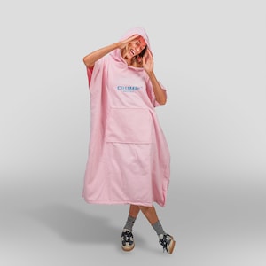 Cosimac Hooded Poncho Towel Super Absorbent Outdoor Changing Bath Robe for fast drying at beach after swimming or surfing Hillier Pink