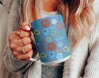 Taza de cerámica de flor retro abstracta colorida 15 oz, taza de café grande con diseño floral rosa de los años 60, poder de la flor, regalo de cumpleaños para mujeres