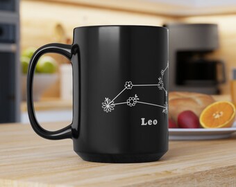 Taza negra del zodiaco Leo de flores silvestres de gran tamaño, taza de café Boho grande de 15 oz, regalo para los amantes del café, diseño en blanco y negro, regalo de cumpleaños Leo