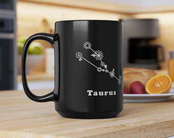 Taza negra del zodiaco Tauro de flores silvestres de gran tamaño, taza de café Boho grande de 15 oz, regalo para los amantes del café, diseño en blanco y negro, regalo de cumpleaños de Tauro