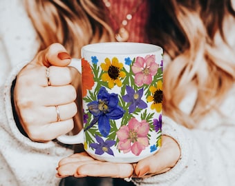 Oversized Colorful Pressed Flower Ceramic Mug, Large Coffee Cup with Real Pressed Floral Design, Wildflowers, Birthday Gift for Women