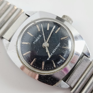 1970s Timex Ladies Vintage Mechanical Watch with Steel Bracelet