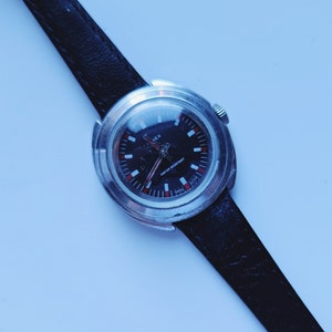 Ladies Vintage Timex Water Resistant Mechanical Wind Up Wrist Watch