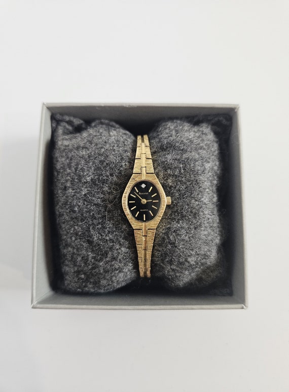 Ladies Dainty Vintage Accurist Quartz Wrist Watch… - image 5
