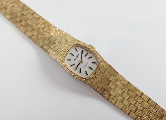 Ladies wind up wrist watches hot sale