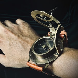 Handgefertigte Armbanduhr im Vintage-Stil, Kompass, Sonnenuhr, Armbanduhr im antiken Stil, Geschenk für Männer, Geschenk für Sammler, Geschenk für Mutter