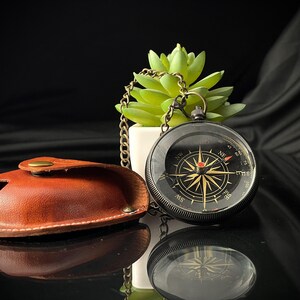 Pure Brass Compass Or leather Case photo Diffrent Style