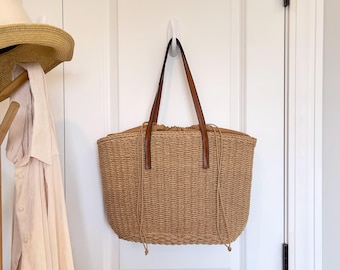 French Market Tote for Summer Beach Vacation Weave Drawstring Bag Handwoven Straw Shoulder Bag with Vegan Leather Top Handle Cotton Lining