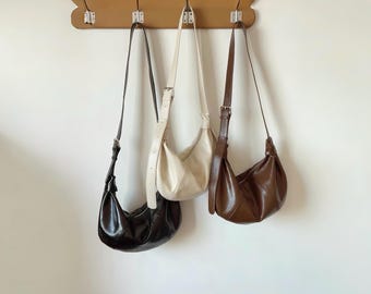 Retro Dumpling Tote Bag Croissant Crossbody Sling Bags Soft Wax PU Leather  Handbags for Women Adjustable Shoulder Strap Top Handle Purses