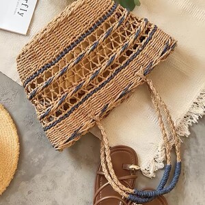 Blårandig vävd tygväska med halm, axelväskor, fransk lantmarknad, sommar, strand, semester, handväskor, stor kapacitet, pappersfiberhandväska bild 8
