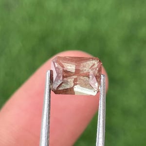 Natural Oregon Sunstone Loose Gemstone, Octagon Shape Weight 2.05 Cts, Size 8.5 x 6.4 x 5.5 MM, Oregon Sunstone Gemstone For Jewelry Making.