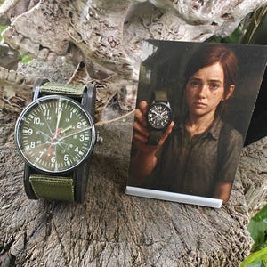 The Last of Us Joel Watch Cosplay Gadget