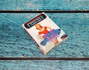 Cartas de póker, chicas pin-up retro
