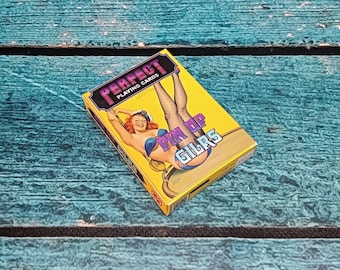 Cartas de póker clásicas de chicas pin-up