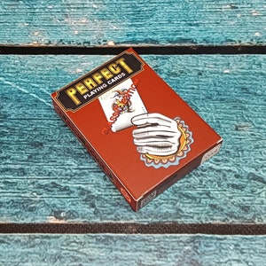 Cartas de póquer clásicas rojas imagen 1
