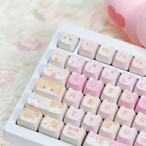 Kawaii Gaming | Kitty Shaped Pink Pastel Kitties Keycaps PBT 142 Set MAO Profile for Mechanical Keyboards