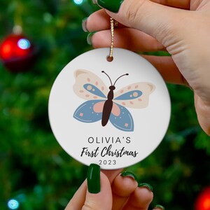 Babys erste Weihnachtsverzierung, individuelle Weihnachtsverzierung 2023, personalisierte Verzierung, erstes Weihnachten als dreiköpfige Verzierung