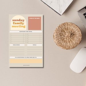 Sunday Family Meeting List // Home Organization // Digital Printable family weekly schedule // family plan