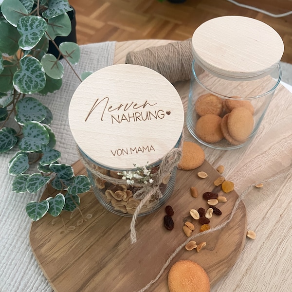 Vorratsglas mit Gravur personalisiert Nervennahrung Geschenkidee Muttertag Geburtstag individuell Holzdeckel Glasdose