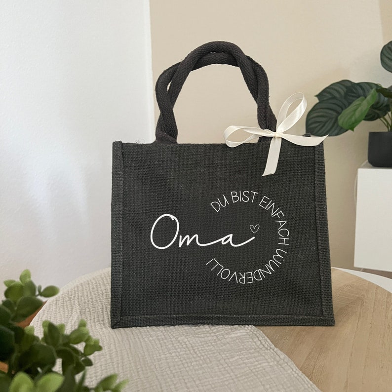 Jute bag mom personalized gift for Mother's Day tote bag for grandma with heart and saying gift bag image 3