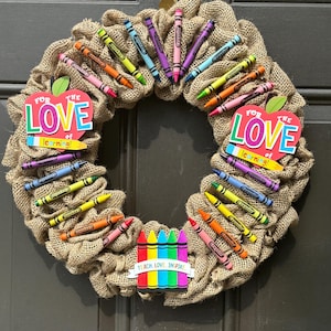 Teacher wreath, crayon wreath, classroom wreath, classroom decor, teacher door wreath, teacher classroom wreath,