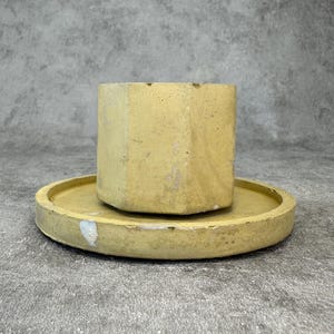 Concrete Planter with Drainage Tray – Modern Minimalist Cement Pot with Saucer – Indoor Succulent or Cactus Plant Pot