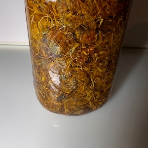 Organic Calendula Olive Oil - 2oz