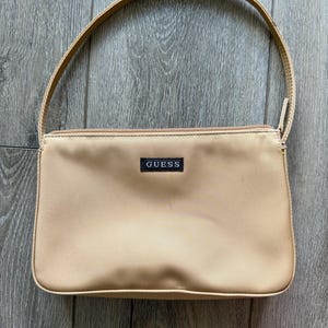 Guess Beige Shoulder Bag – Minimalist 90s/Y2K Style