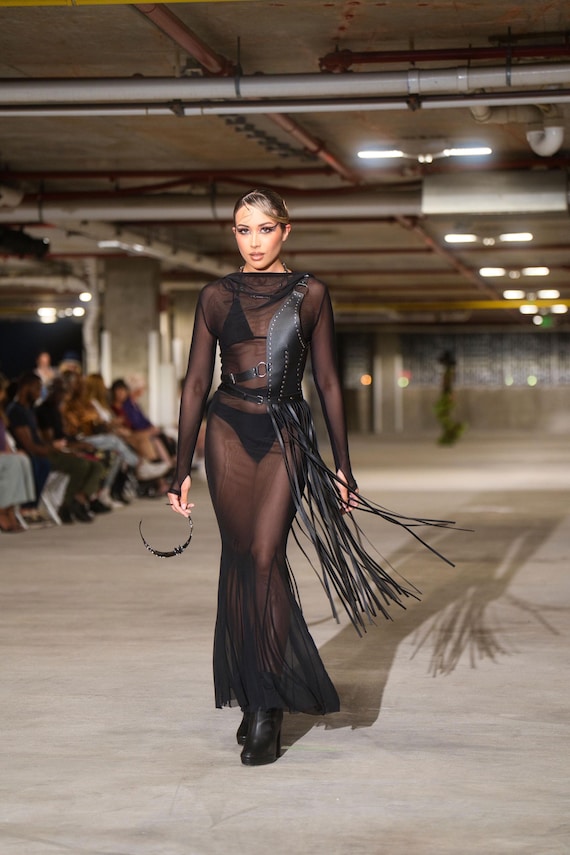 Black Sheer Festival Set  Mesh Crop Top, Maxi Fringe Skirt & Leather  Harness  Gothic Rave Outfit, Futuristic Statement Look, Edgy Fashion -  Etsy Denmark