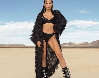 Kimono de plumas negras para festivales: túnica gótica, atuendo para Burning Man, moda rave, ropa de abrigo bohemia y chic, ropa para festivales.