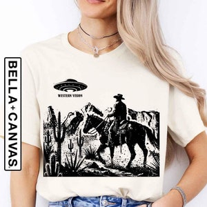 Ufo Western Shirt, Retro T-Shirt, Vintage Cowboy TShirt, Rodeo Tshirt, Wild West Shirt, Western Oversized Tee, Southwest Desert Alien shirt