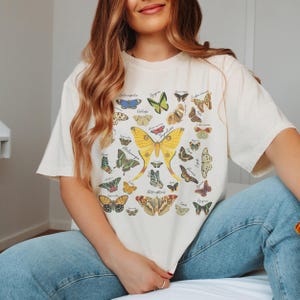Camiseta vintage de mariposa y polilla, camiseta Comfort Colors® de estética cottagecore, camiseta cottagecore, camiseta estética, camiseta cottagecore