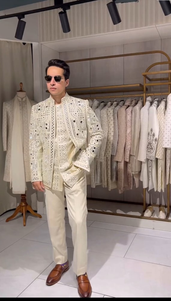 ivory color dress for men Mens Ivory colour 3 piece suit,mens weeding suit,mens suits,3 piece suit for men,dinner suit for mens,formal Mens suit,mens suit with jacket