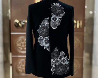 Designer Jodhpuri kostym för män, Jodhpuri broderad Sherwani för män, Jodhpuri kostym, Jodhpuri kappa, Bröllop Sherwani män, gjord på beställning