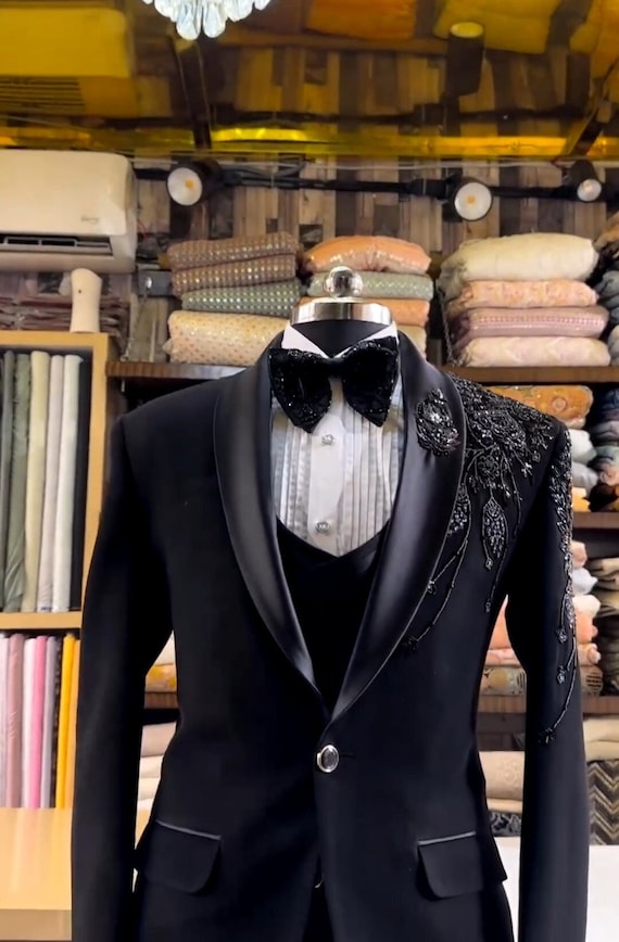 Wedding tuxedo for men discount