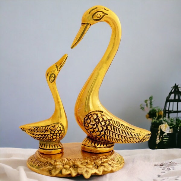 Kissing Swan Pair Showpiece Essential Idol | Idols Duck Metal Statue Idol Figurine Handmade Kissing Swan Pair,couple birds statue,pair duck