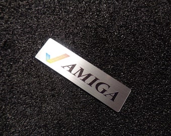 Commodore Amiga 600 1200 Farbe Logo / Sticker / Badge 49 x 13 mm [459c]