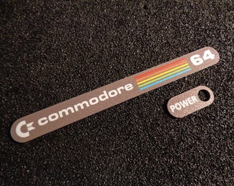 Commodore C64 Hülle Label / Aufkleber / Sticker / Badge / Logo 11cm x 1,1cm [241d]