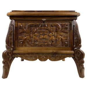 Square wooden chest with lid walnut &quot;Hünkar S&quot; - hand-carved Ottoman chest - storage chest with key - wedding crate