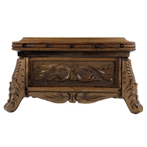 Treasure chest made of walnut "Divan III" - hand-carved jewelry box with secret lock - treasure chest of the exclusive kind