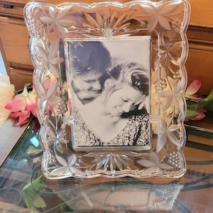 Vintage Mikasa Crystal Photo Frame: Pressed Glass Grape Leaf Decor